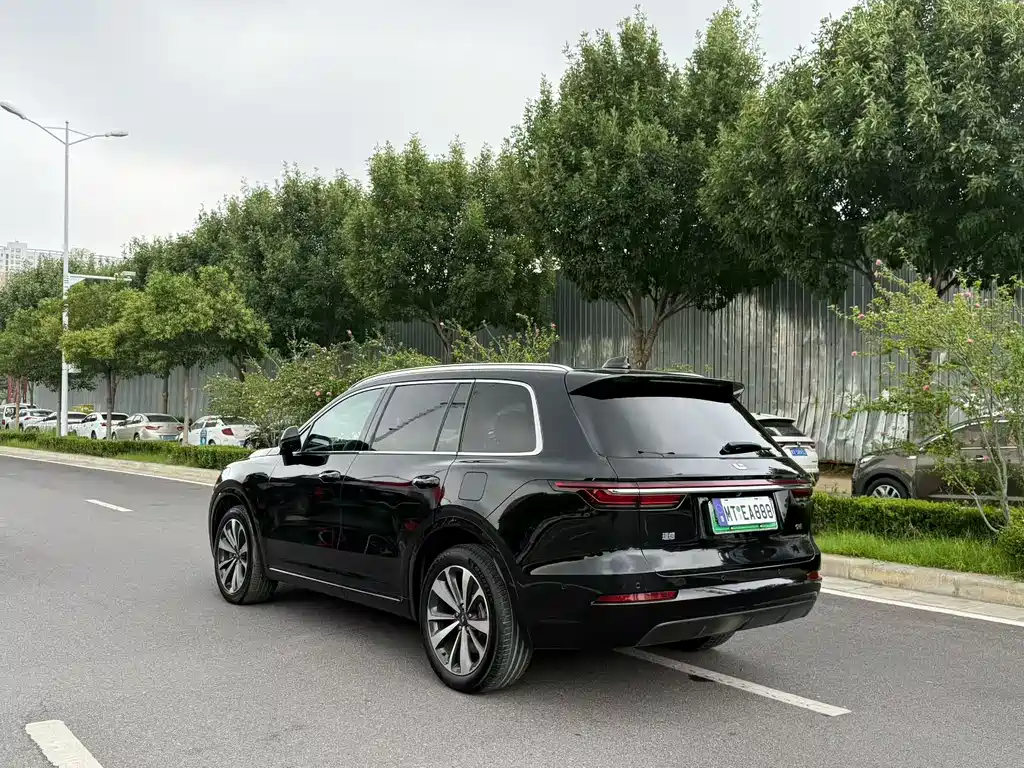 Li Auto Li ONE — миниатюра 9