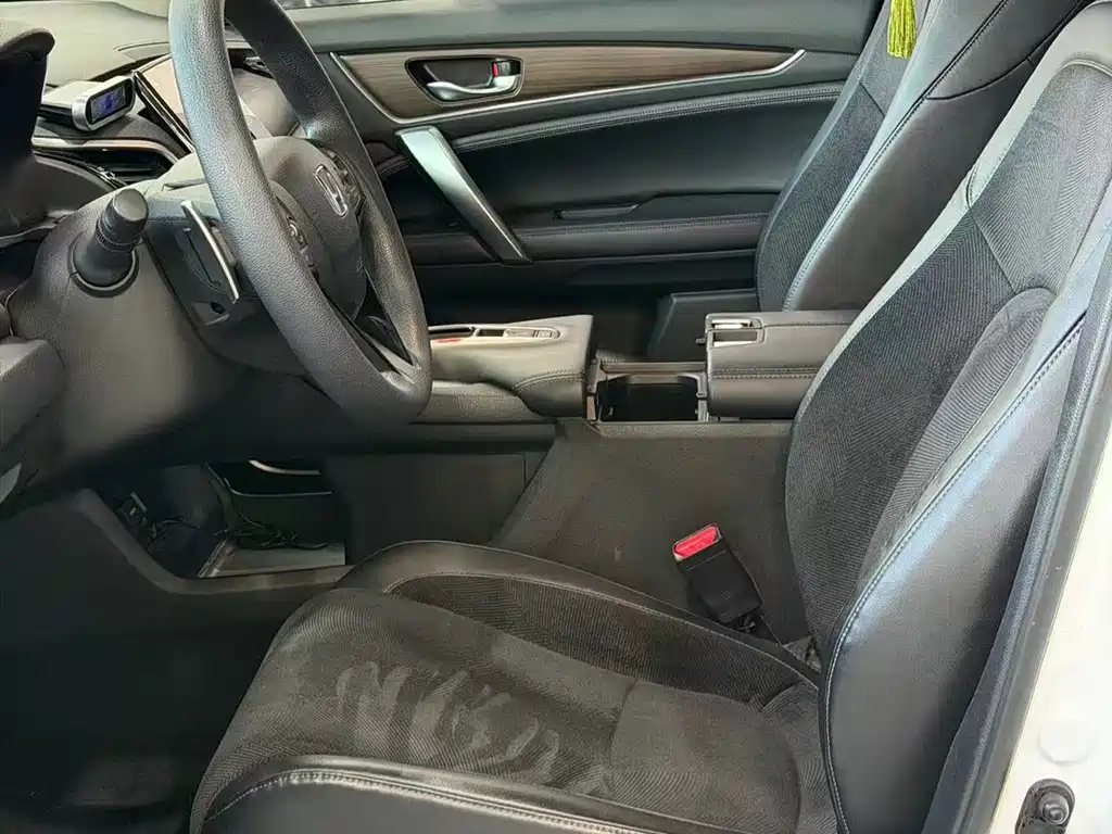 Honda Avancier — миниатюра 7