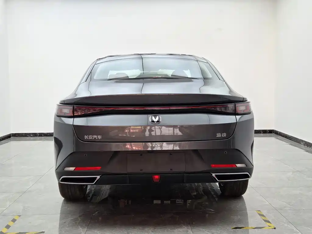 Changan Побег PHEV — миниатюра 5