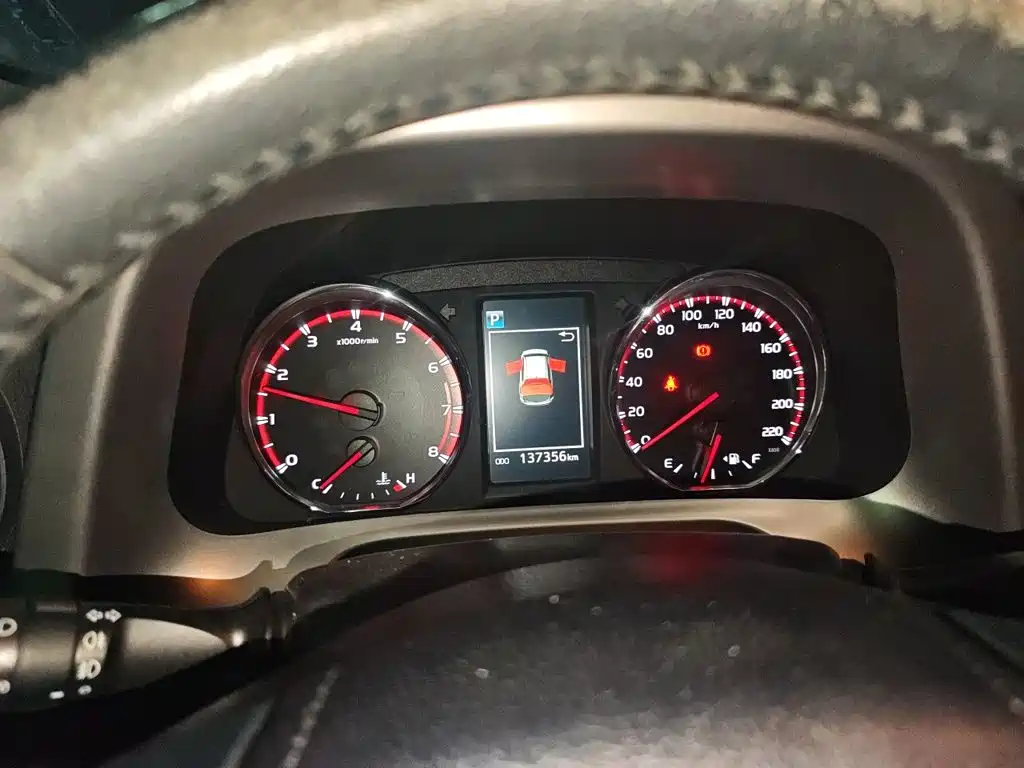 Toyota RAV4 — миниатюра 12