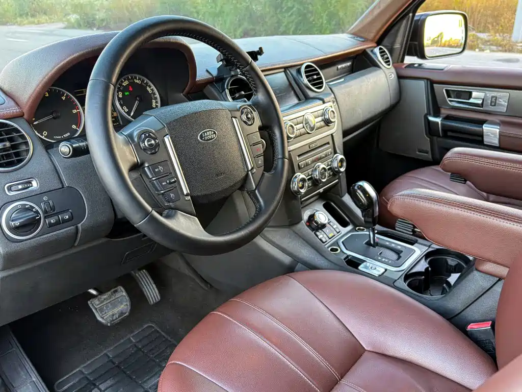 Land Rover Discovery — миниатюра 12