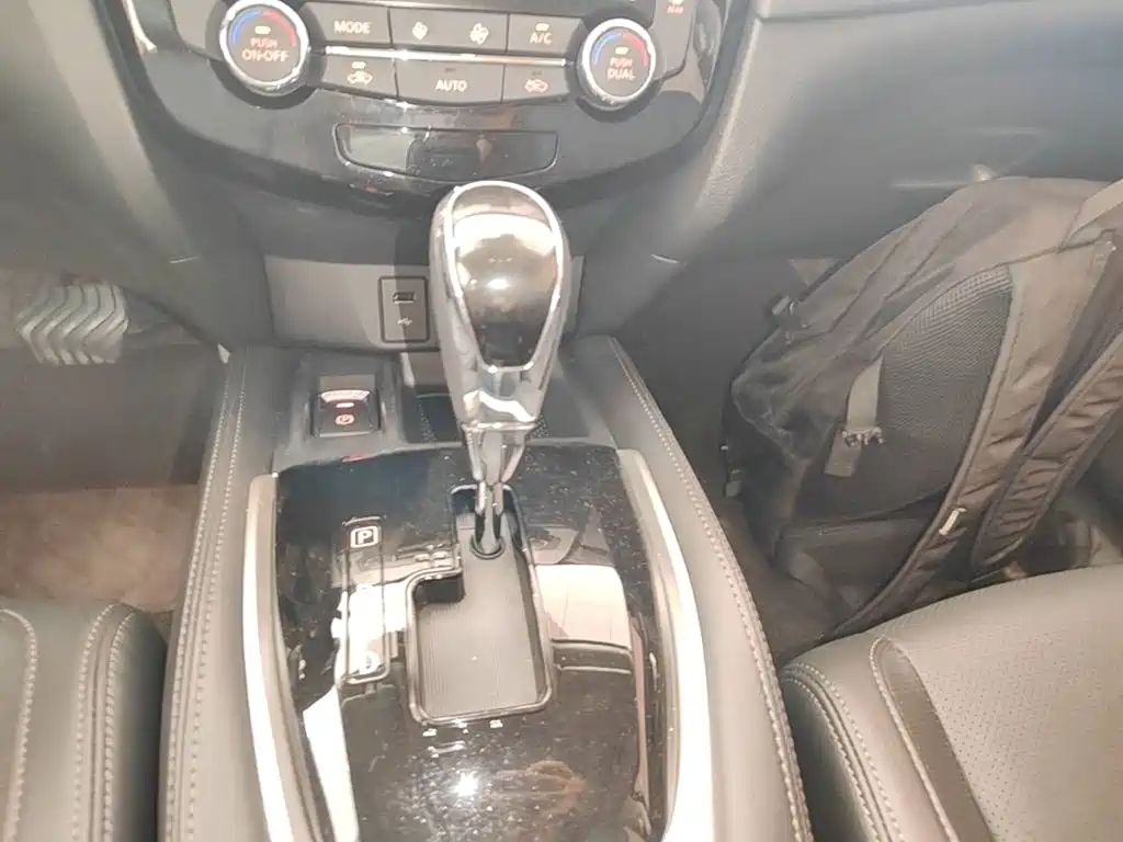 Nissan X-Trail — миниатюра 14