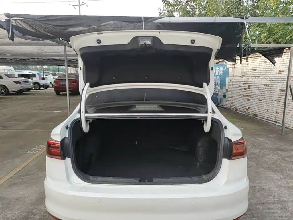 Volkswagen Bora — миниатюра 19
