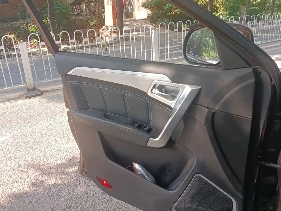 Geely Vision X6 — миниатюра 7