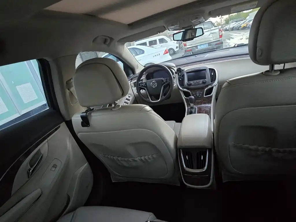 Buick LaCrosse — миниатюра 9