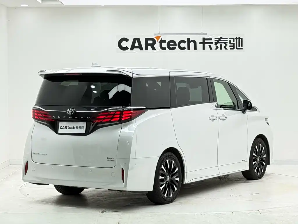Toyota Alphard 2024 2.5L Premium