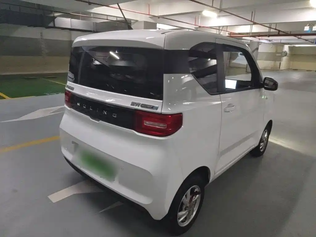 Wuling MINIEV — миниатюра 7