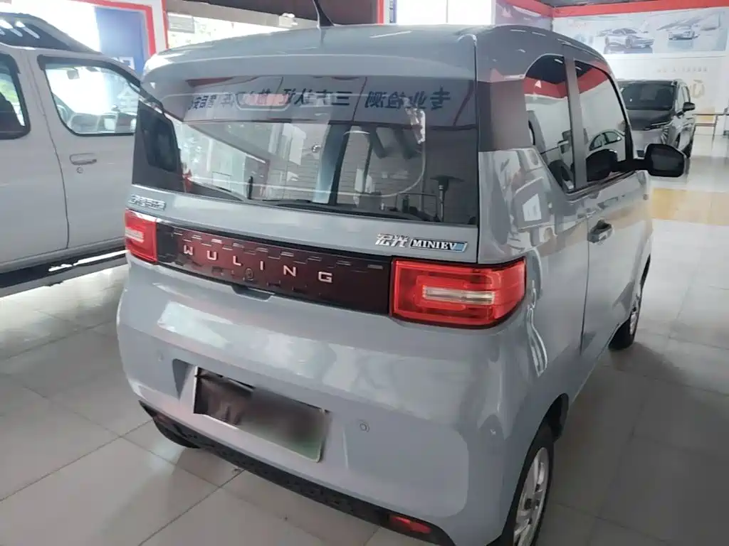 Wuling MINIEV — миниатюра 7