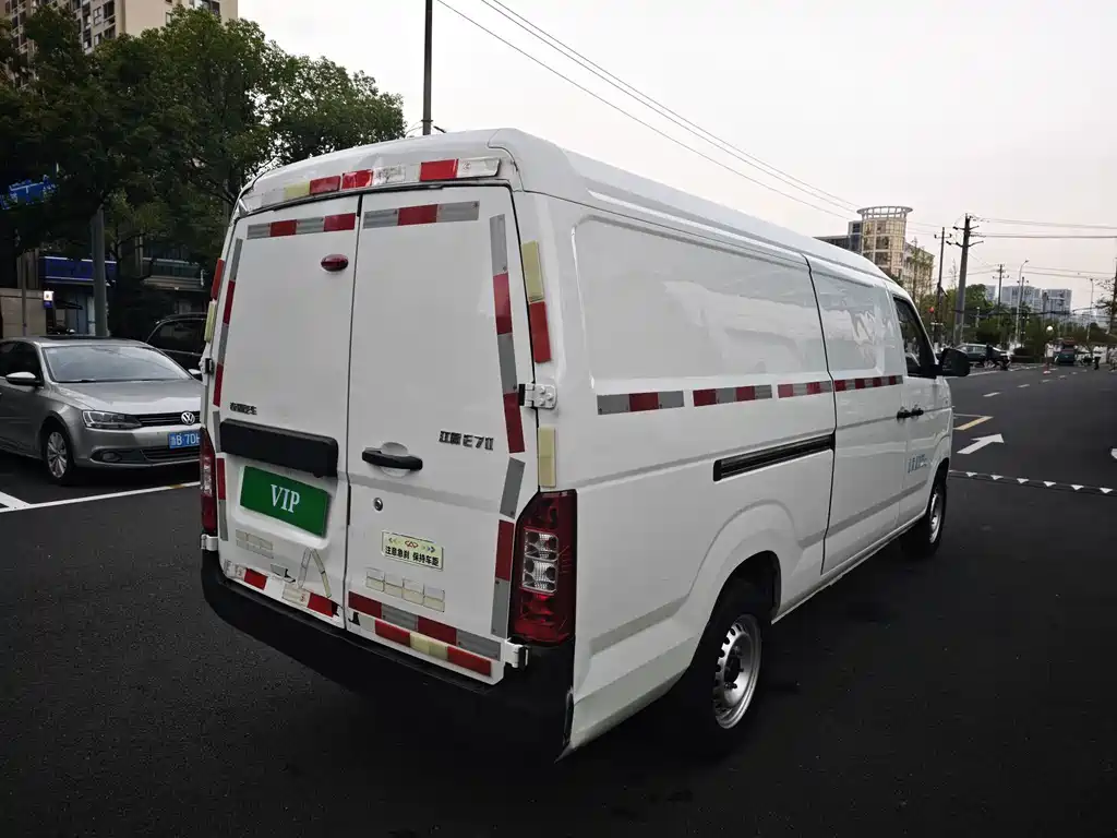 Karry Jiangtun E7 — миниатюра 13