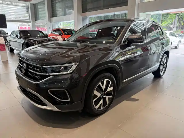 Volkswagen Tharu