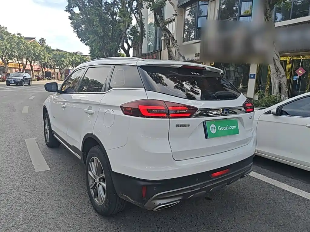 Geely Boyue — миниатюра 5