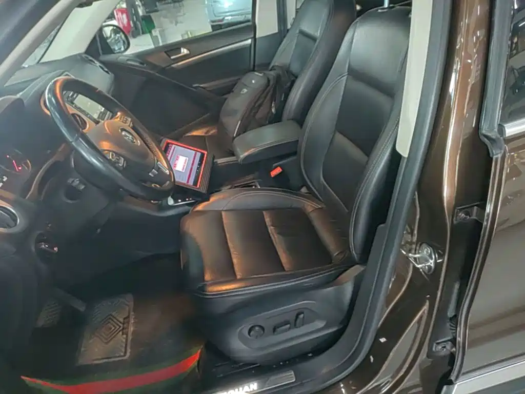 Volkswagen Tiguan — миниатюра 15
