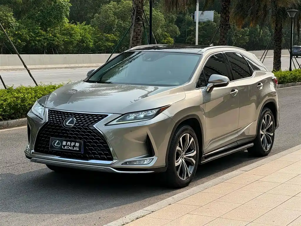 Купить Lexus RX