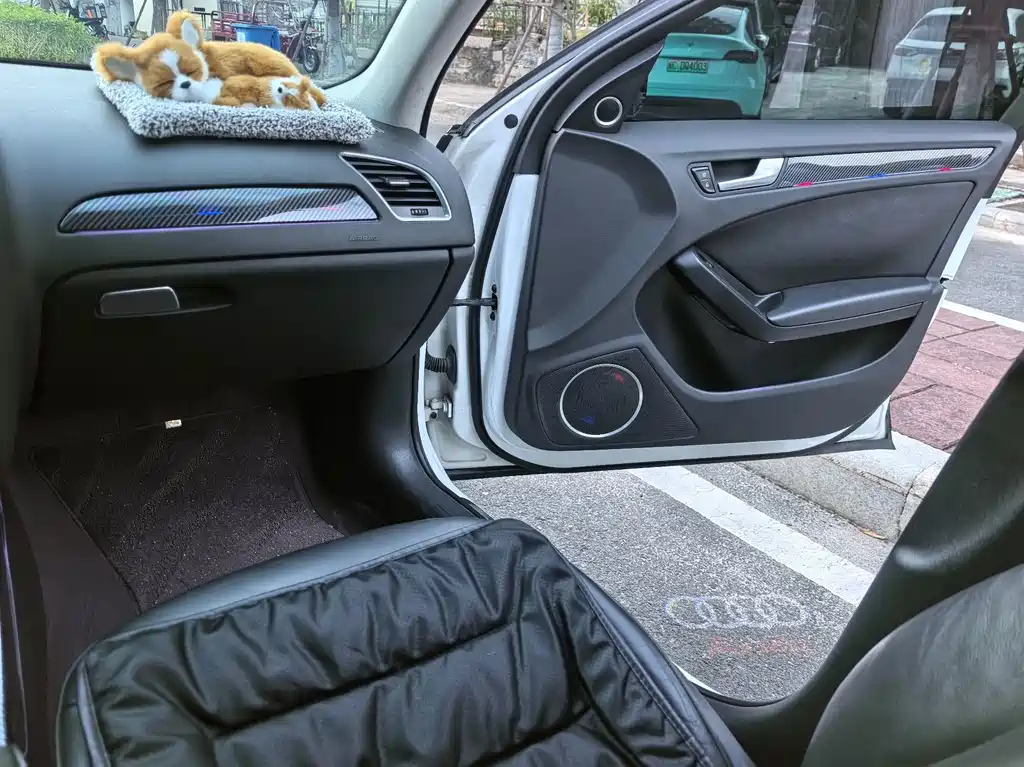 Audi A4L — миниатюра 11
