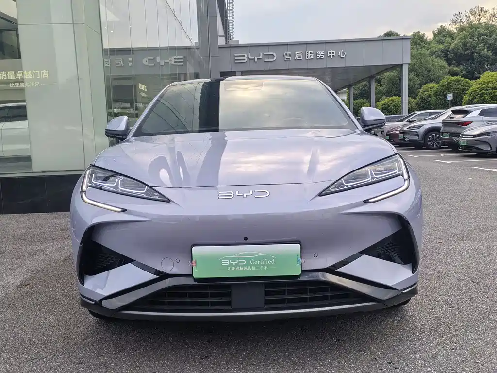 BYD Sealion 07 EV — миниатюра 2