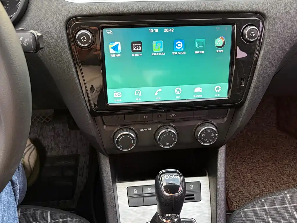 Skoda Octavia — миниатюра 16