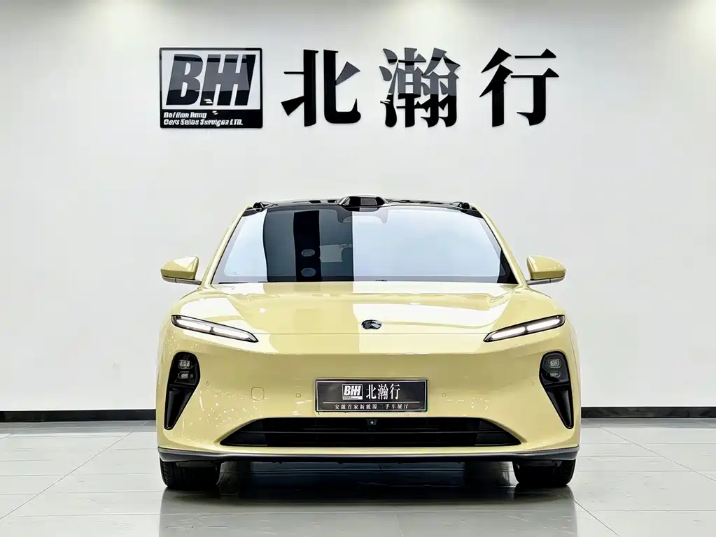 NIO ET5T — миниатюра 2