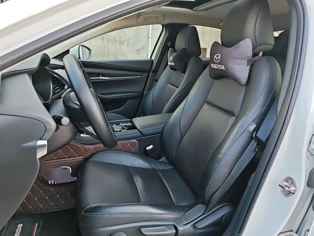 Mazda 3 Axela — миниатюра 12