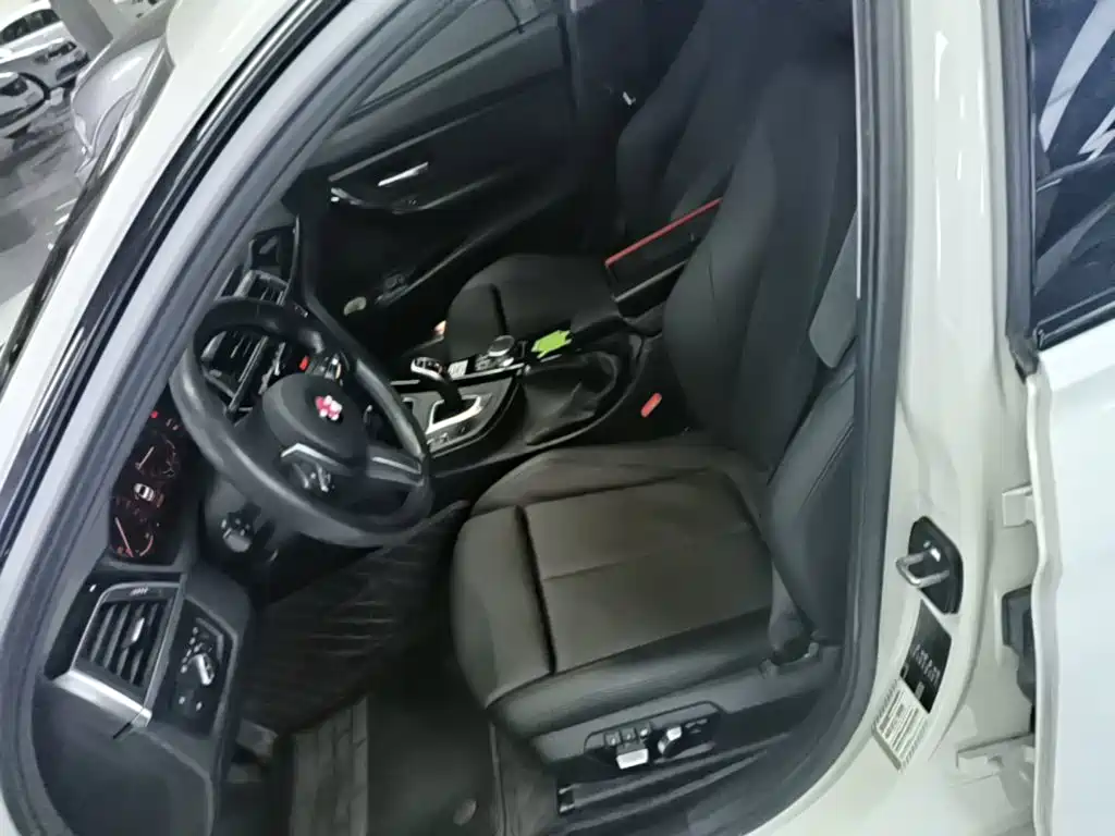 BMW 3 Series — миниатюра 15