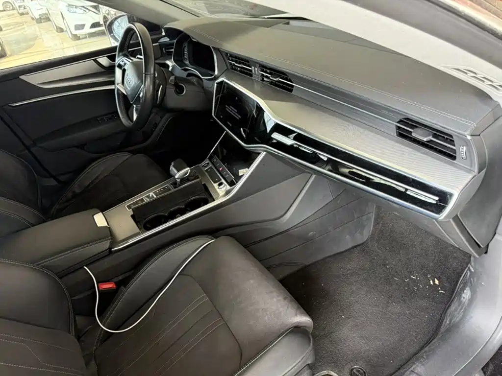 Audi A7L — миниатюра 2