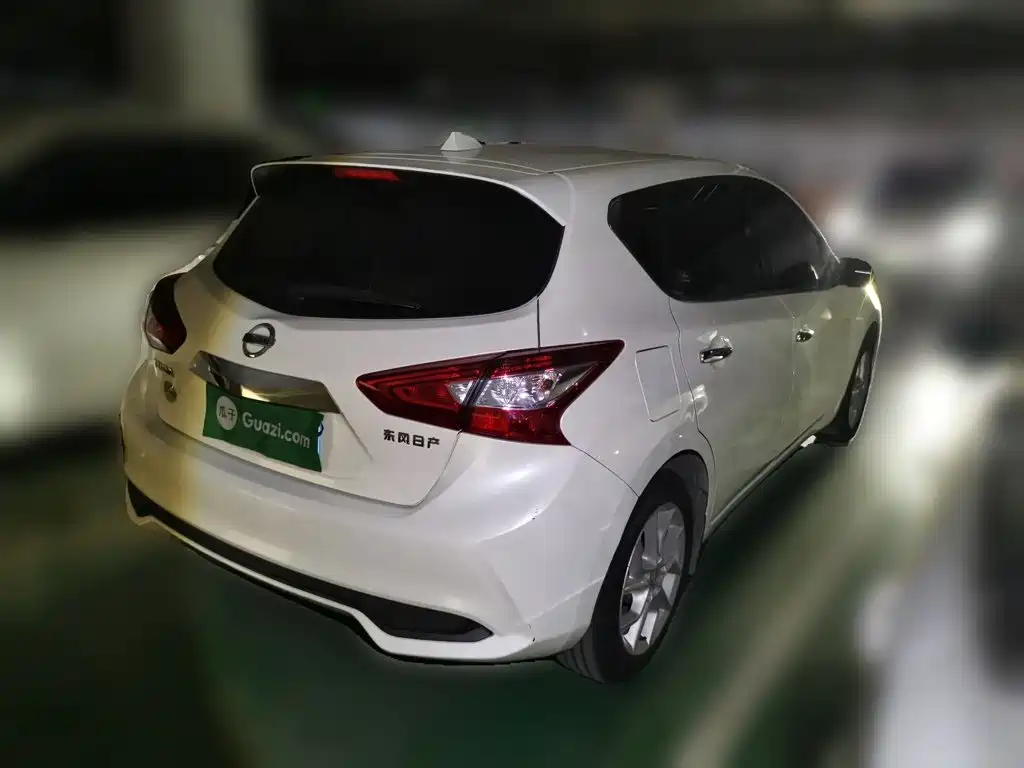 Nissan Tiida — миниатюра 6