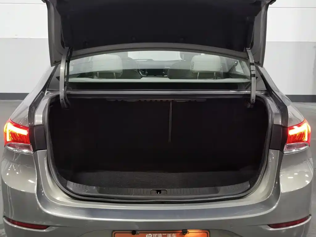 Buick Excelle — миниатюра 16
