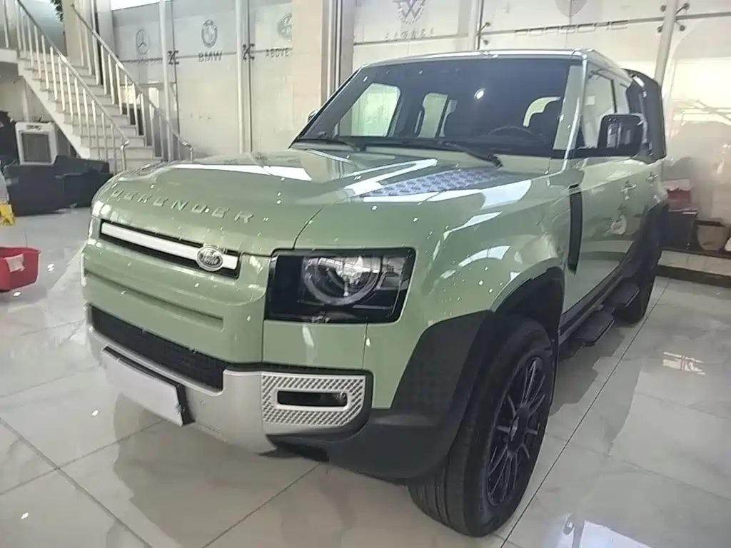 Land Rover Defender — миниатюра 2