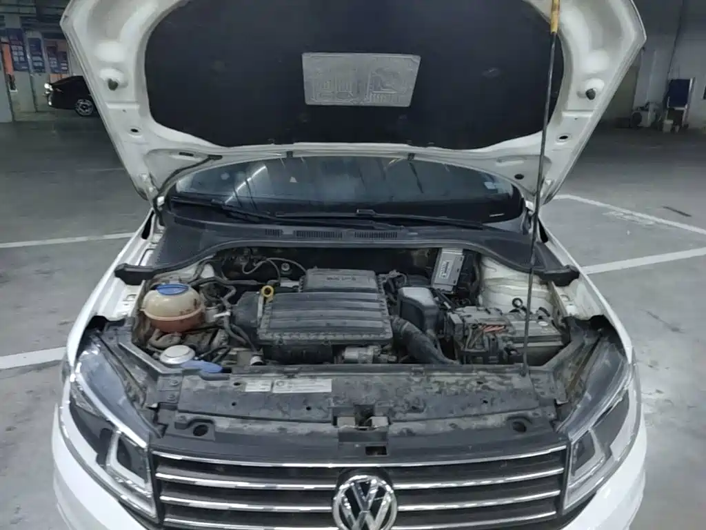 Volkswagen Santana — миниатюра 20