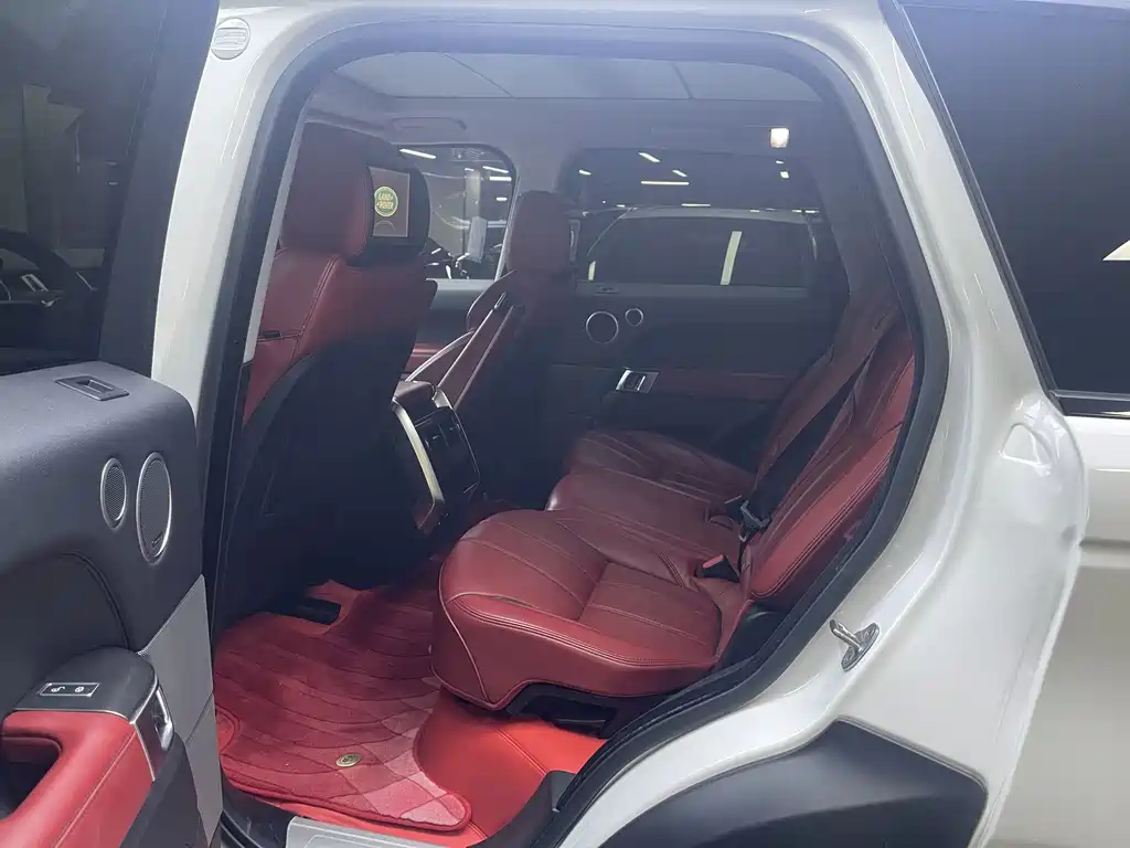 Land Rover Sport — миниатюра 8