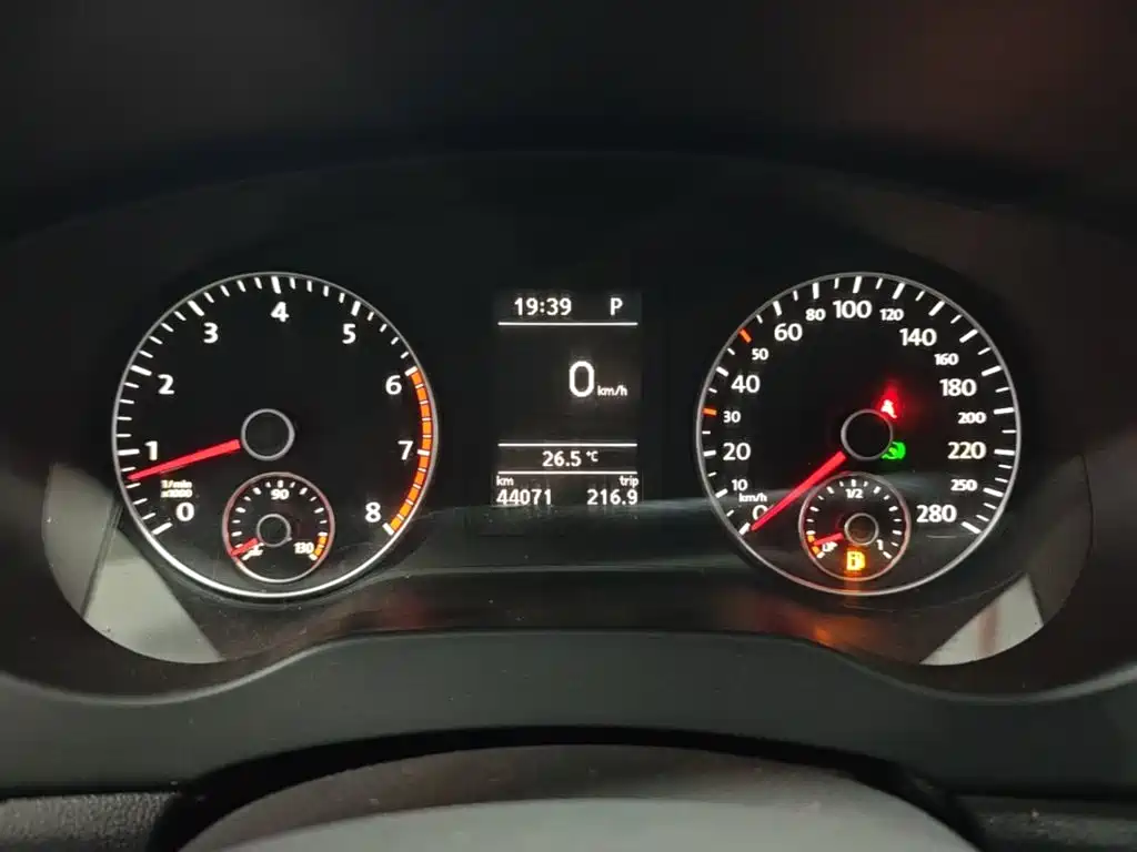 Volkswagen Sagitar — миниатюра 12