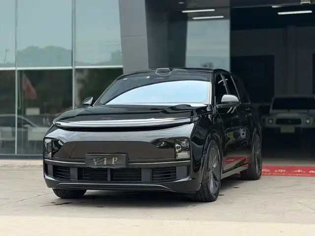 2024 Li Xiang L8