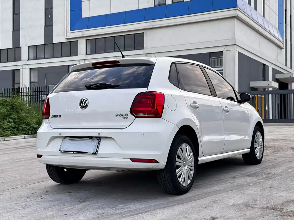 Volkswagen Polo — миниатюра 7