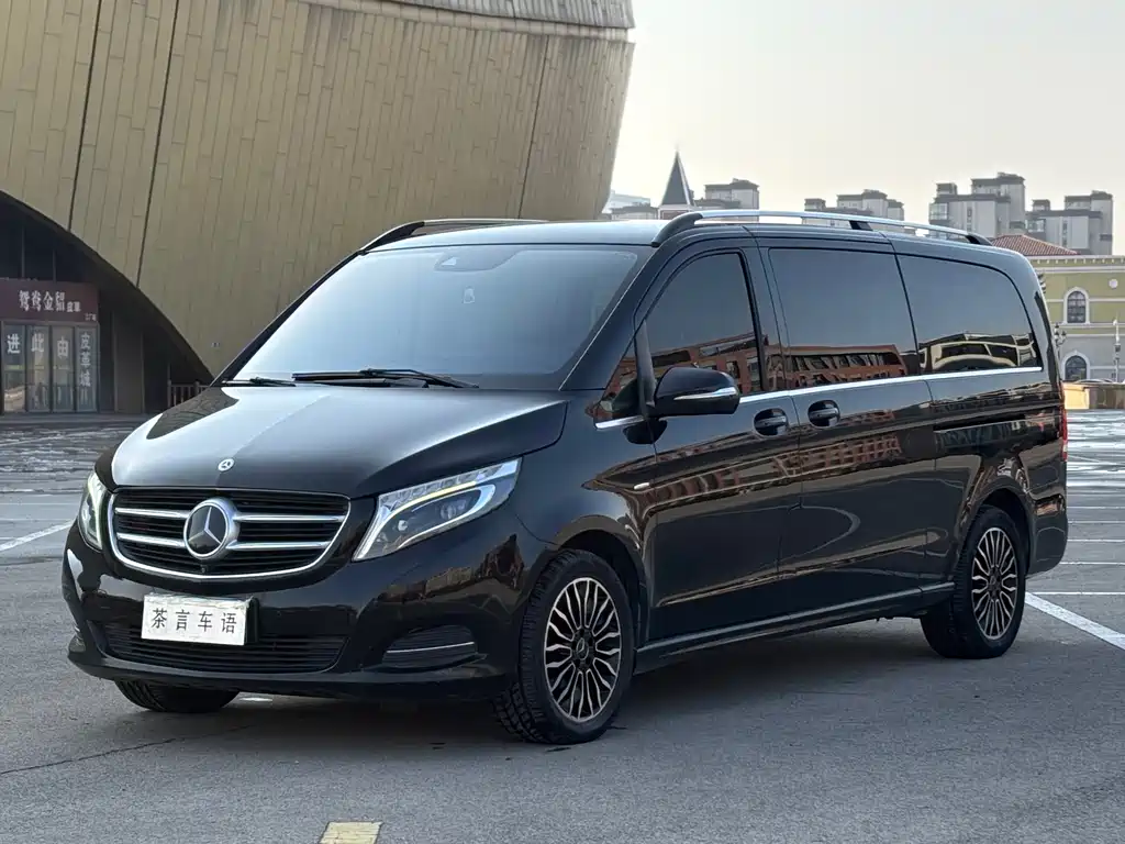 MERCEDES-BENZ V CLASS