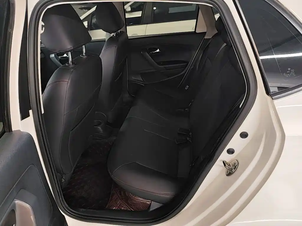 Volkswagen Polo — миниатюра 17
