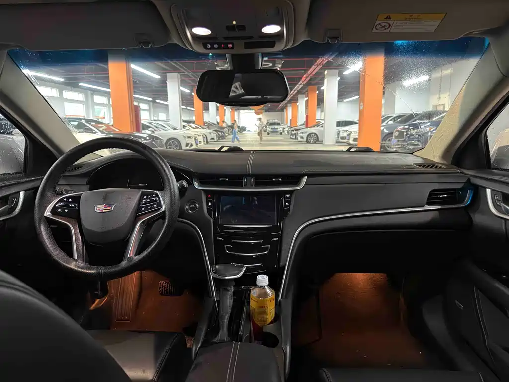 Cadillac XTS