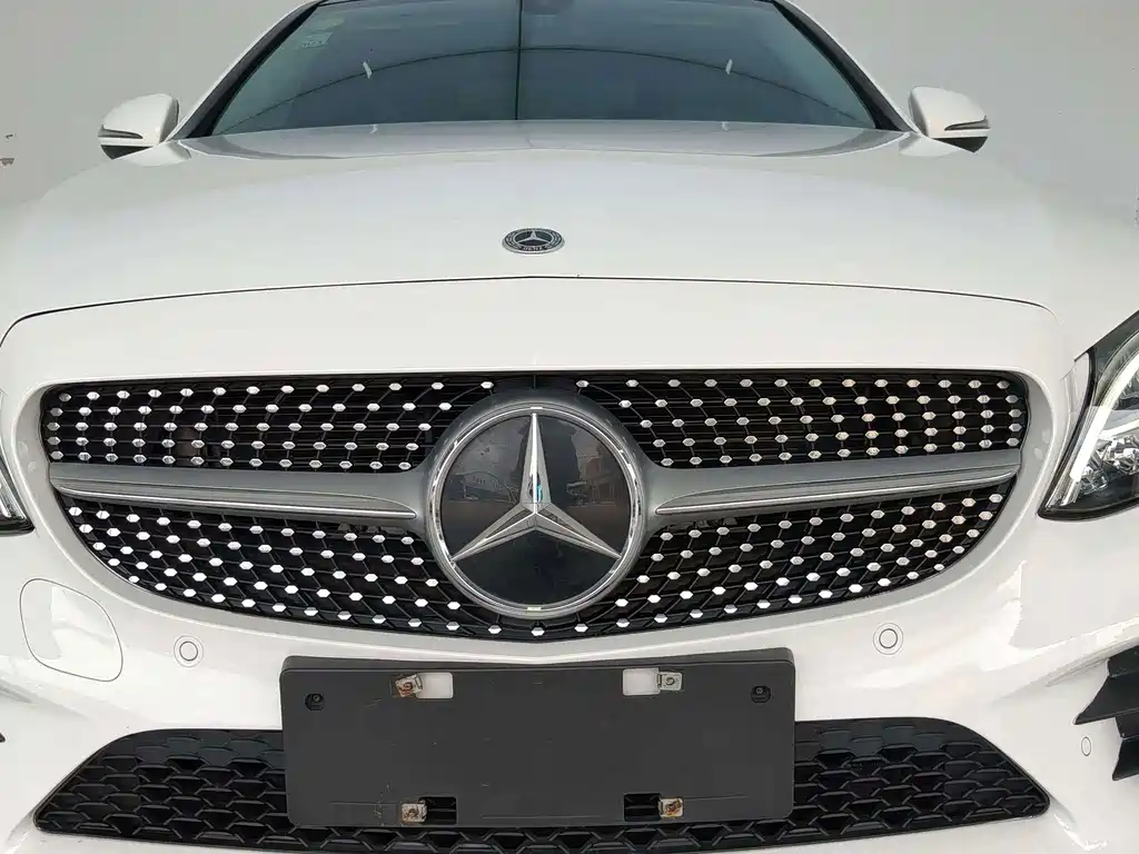 Mercedes-Benz C-Class — миниатюра 4