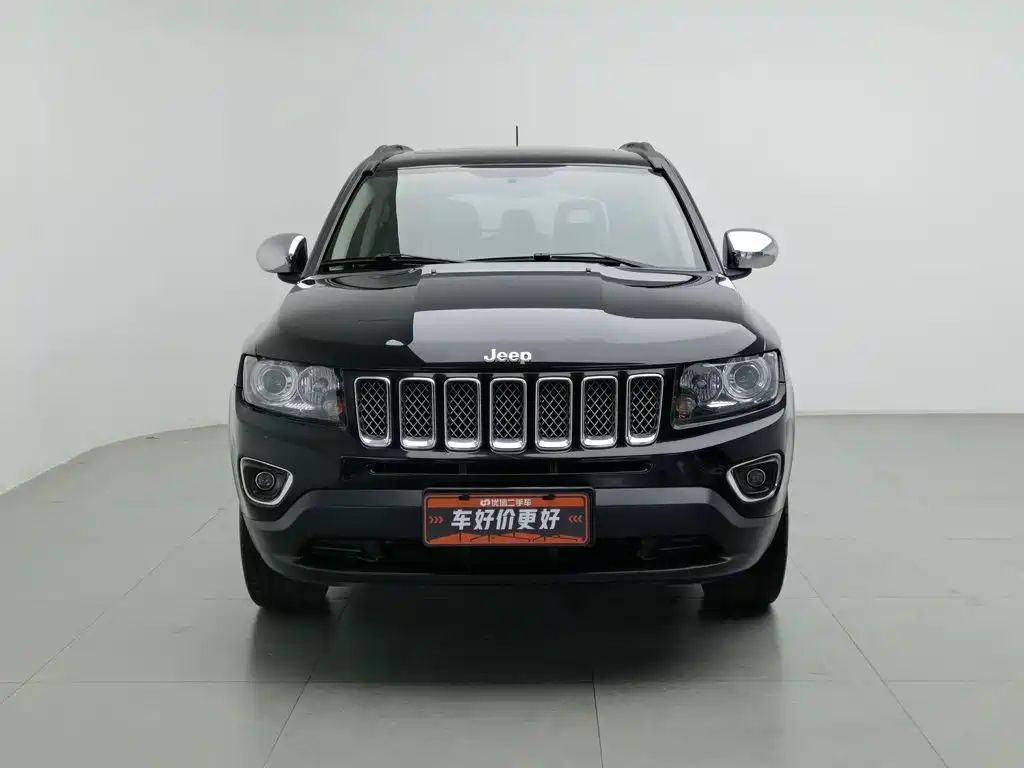 Jeep Compass (Import) — миниатюра 3