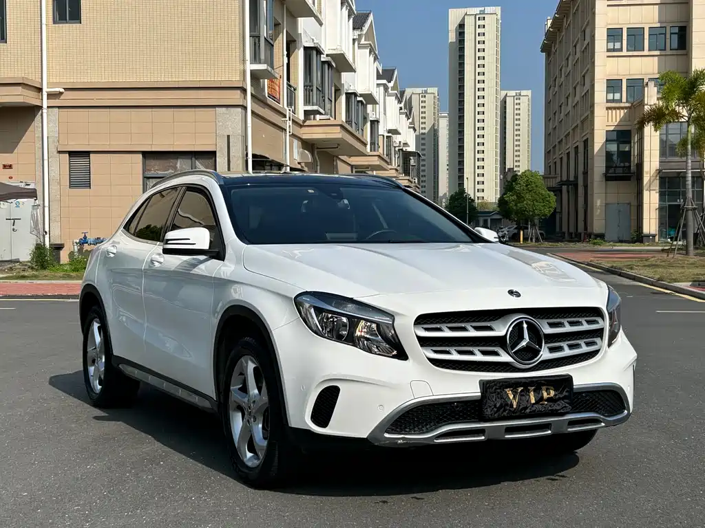Mercedes-Benz GLA 2019