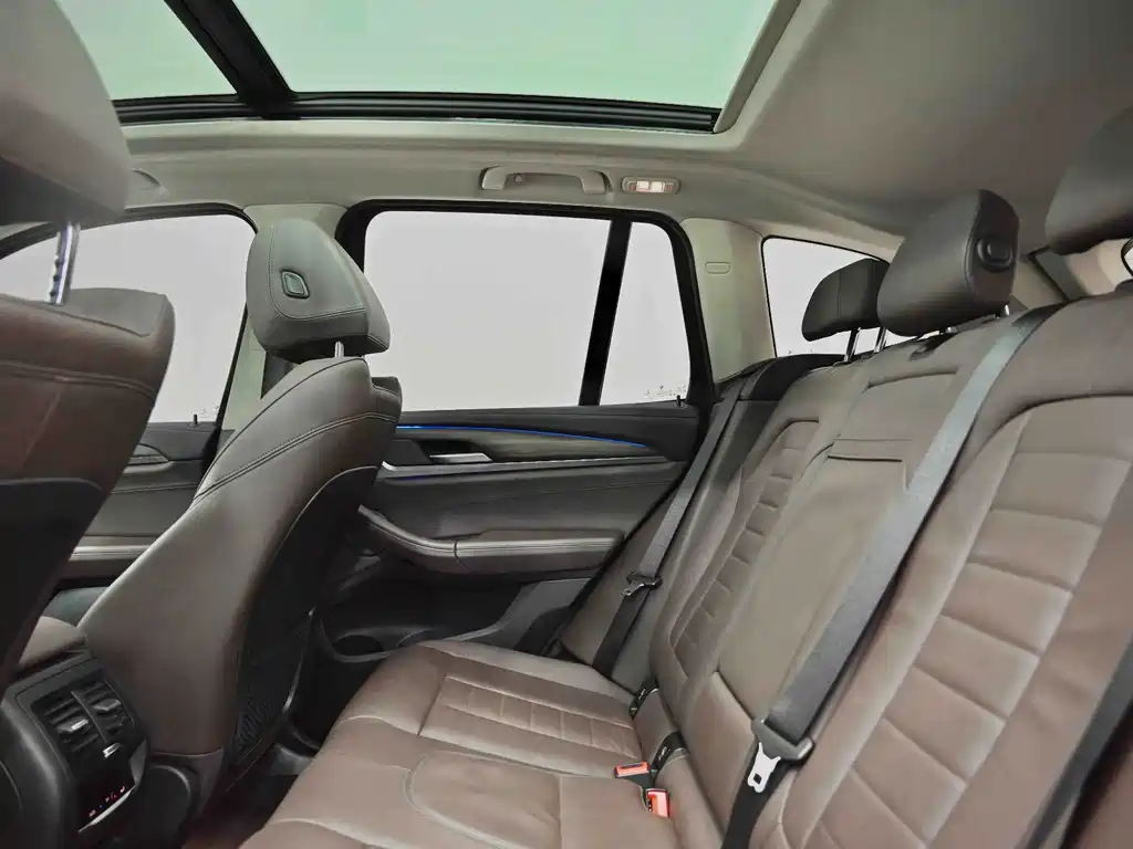 BMW X3 — миниатюра 27