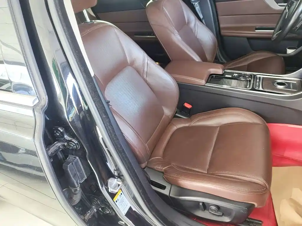 Jaguar XFL — миниатюра 25