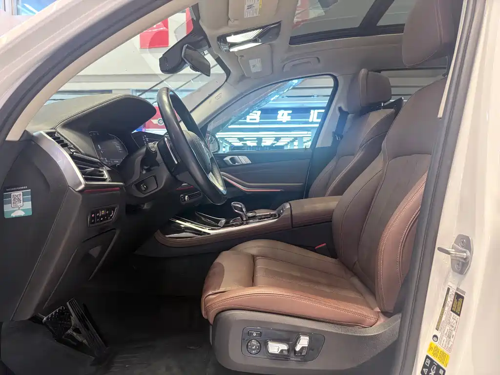 BMW X7 — миниатюра 8
