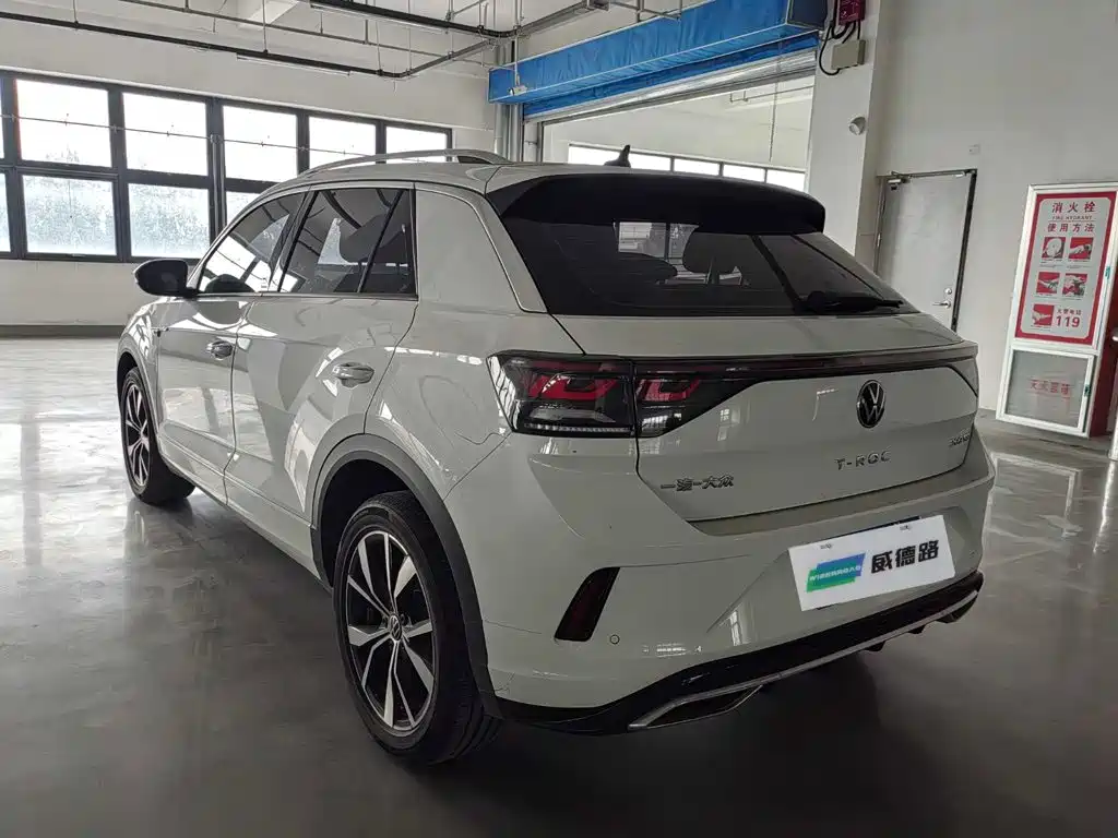 Volkswagen T-Roc — миниатюра 5