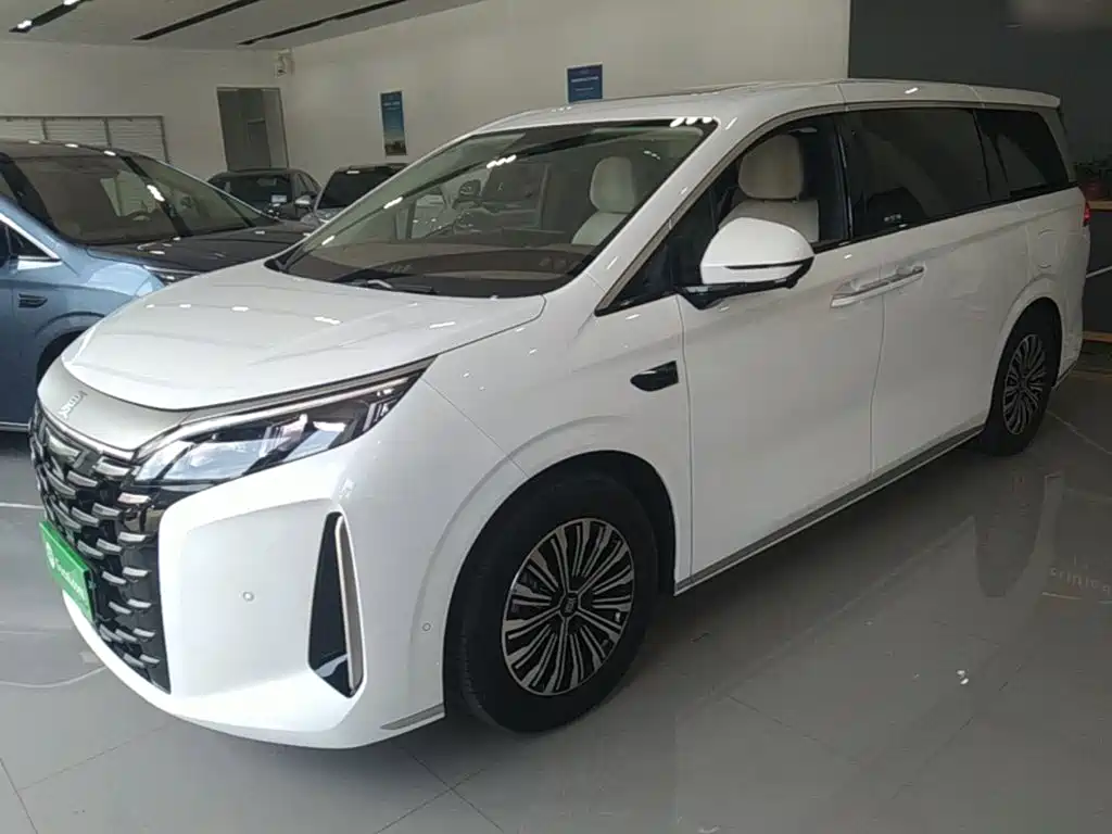 BYD Xia 2025 DM-i 1.5T 180km