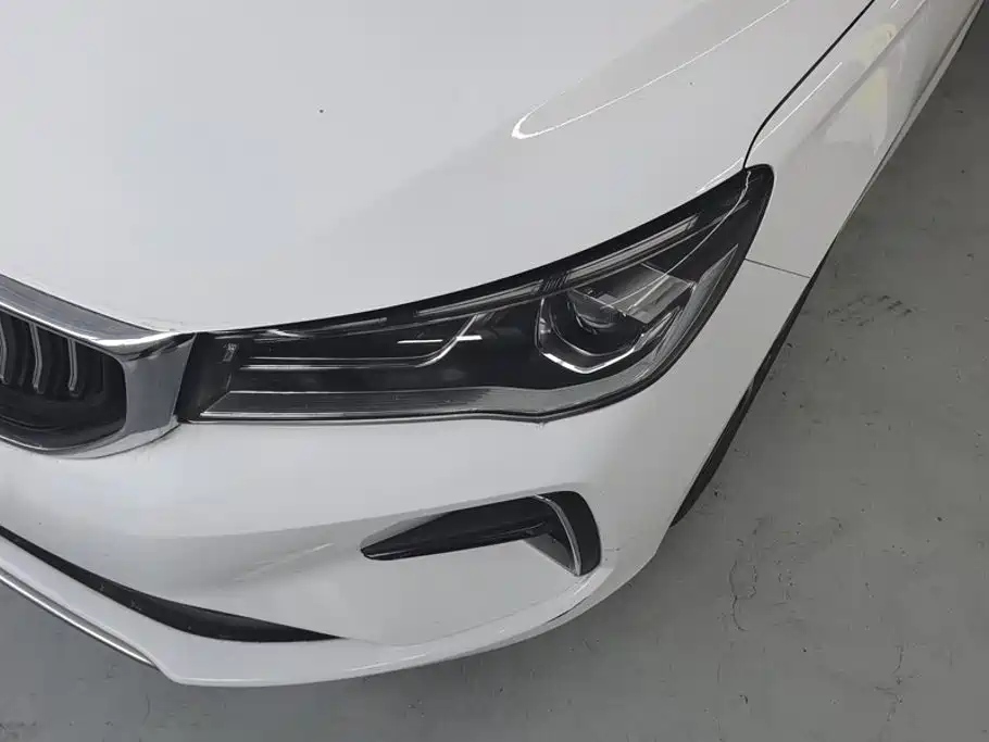 Geely Emgrand — миниатюра 5