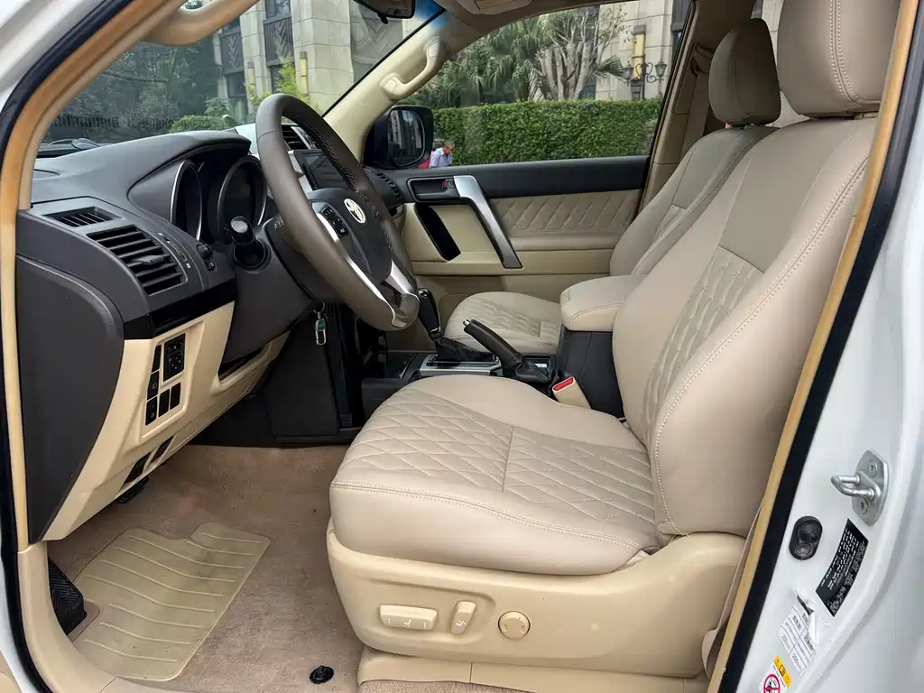 Toyota Prado (Import) — миниатюра 10