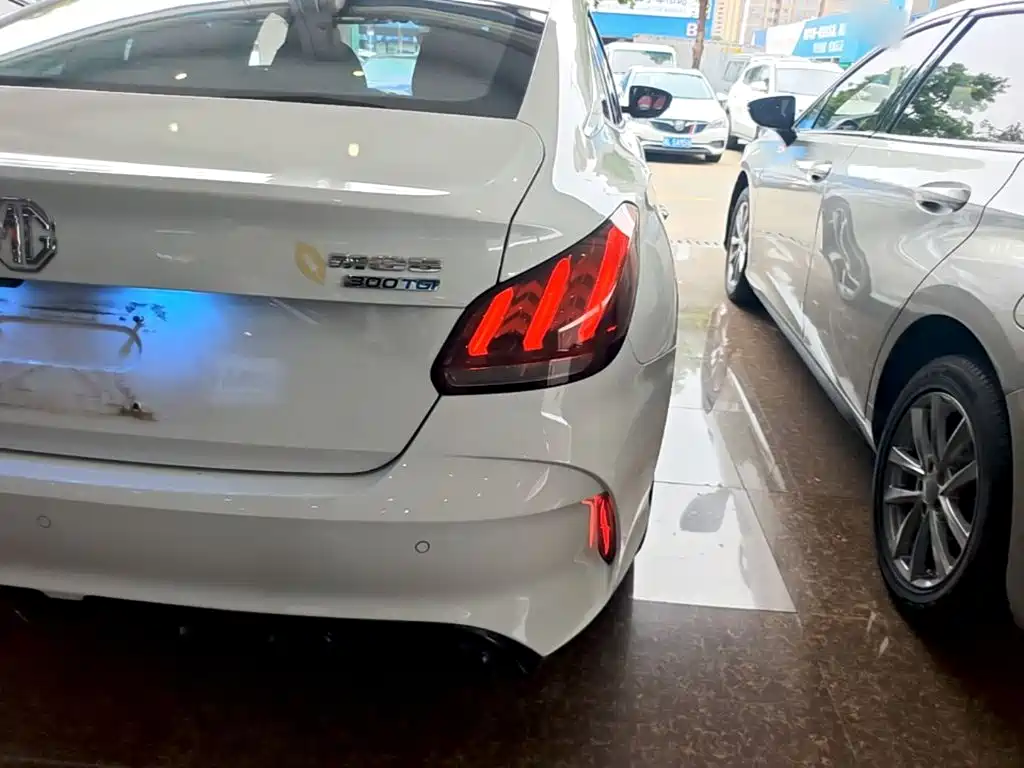MG MG5 - фото 8