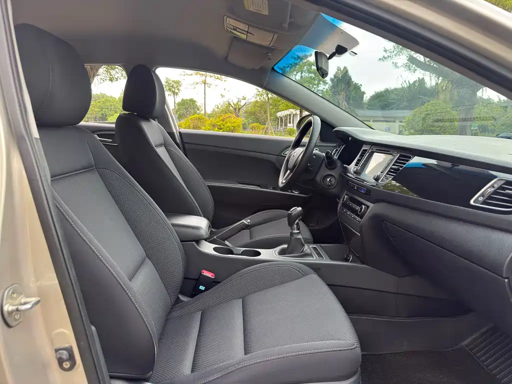 Hyundai Mistra — миниатюра 13