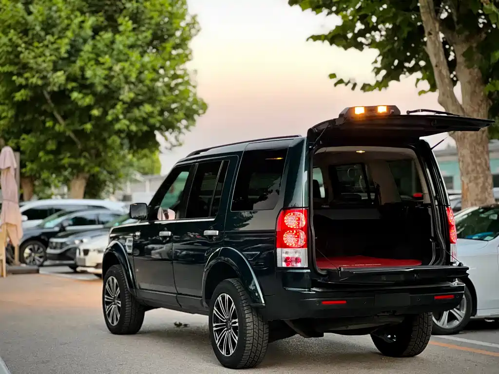 Land Rover Discovery — миниатюра 5