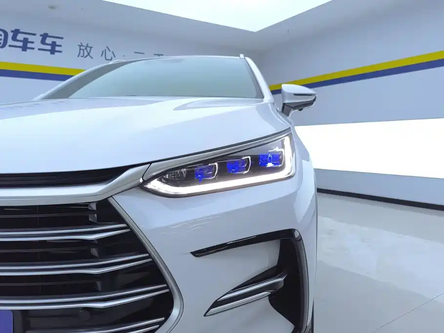 BYD Tang New Energy — миниатюра 5
