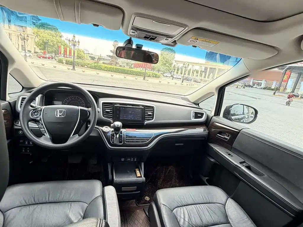 Honda Odyssey 2018 2.4L Luxury Edition